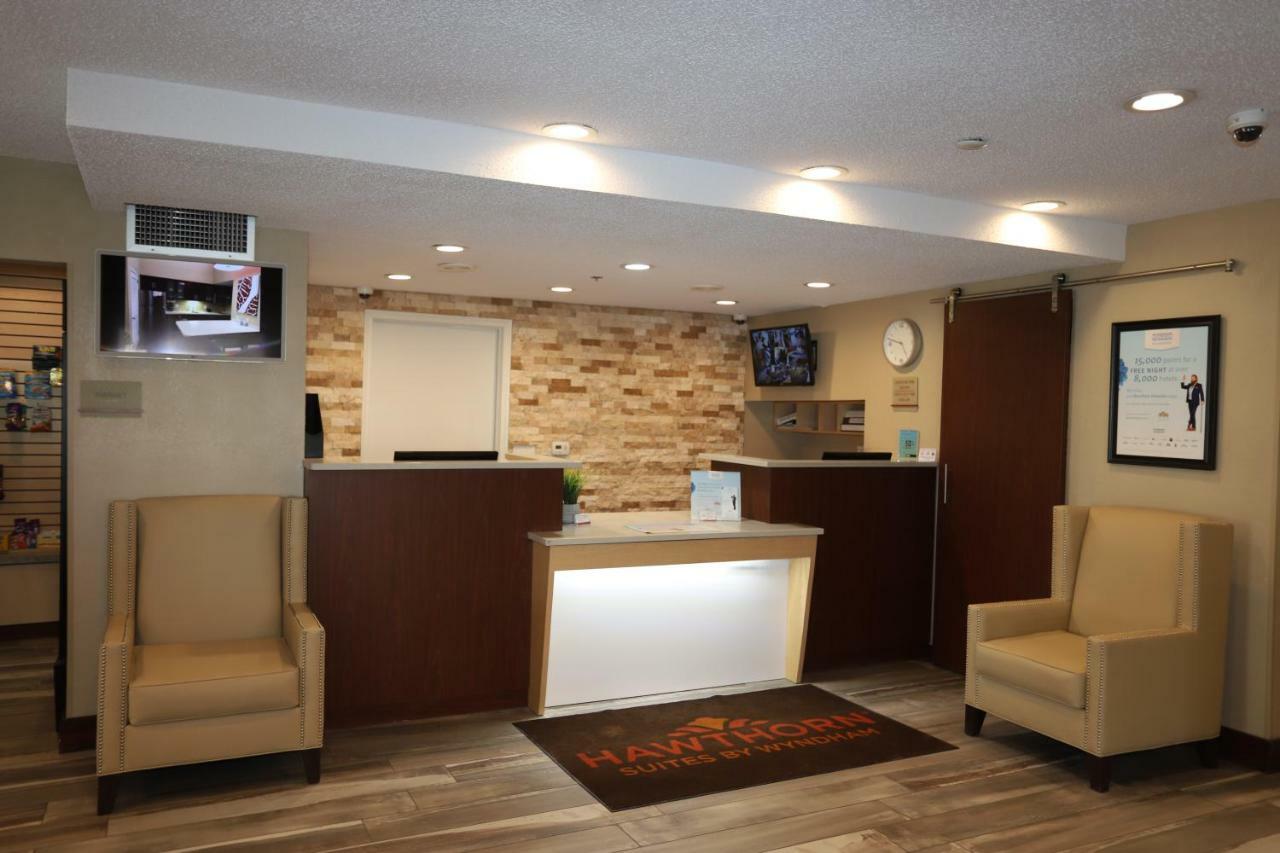 Hawthorn Suites By Wyndham Detroit Southfield Dış mekan fotoğraf